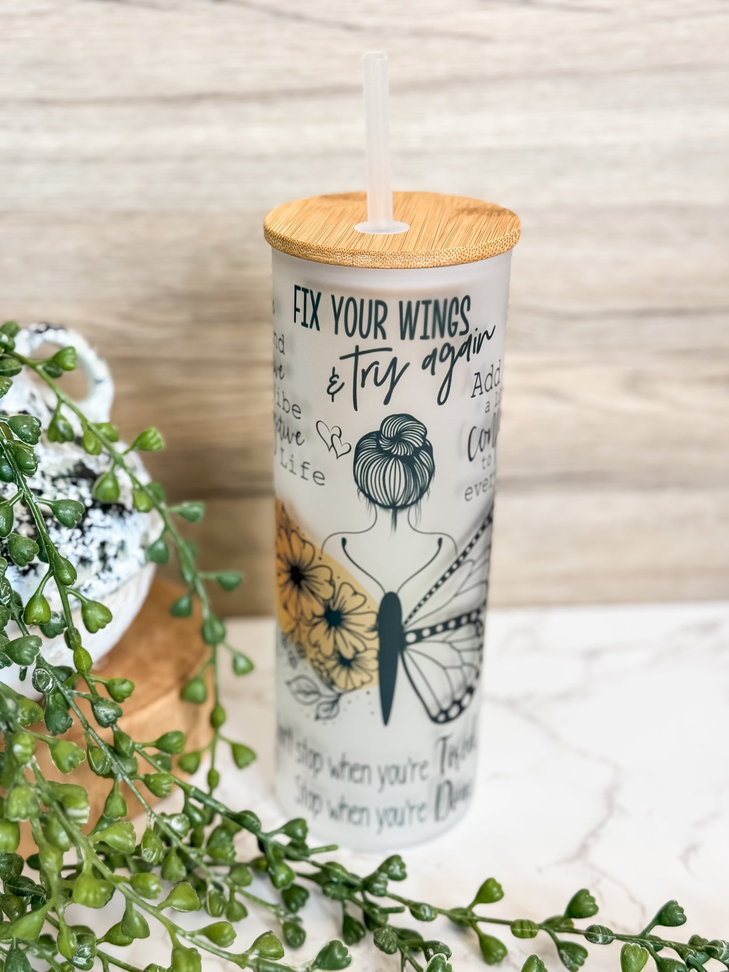 25 oz Butterfly Glass with Bamboo Lid